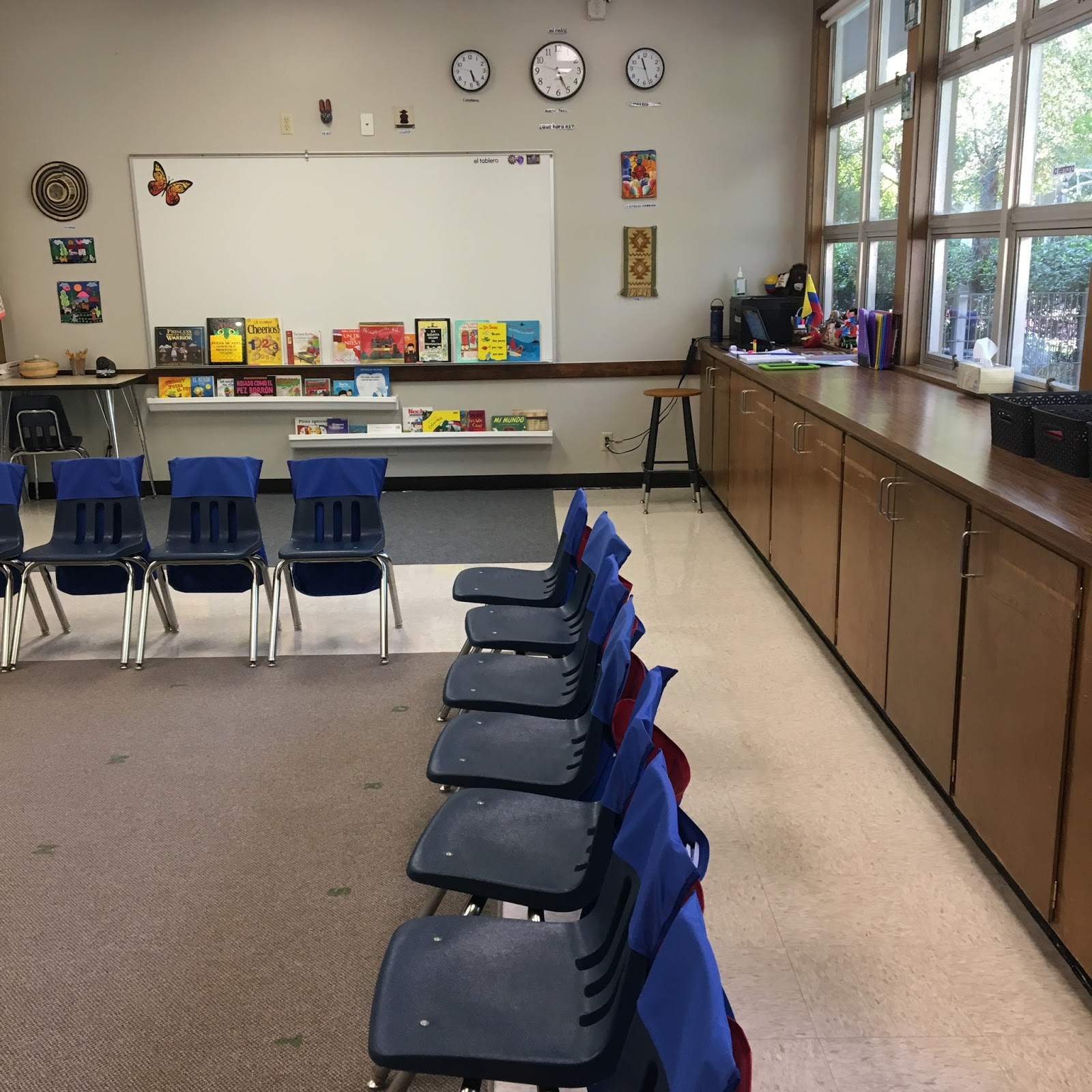 A Peek Inside My Deskless Classroom FunForSpanishTeachers