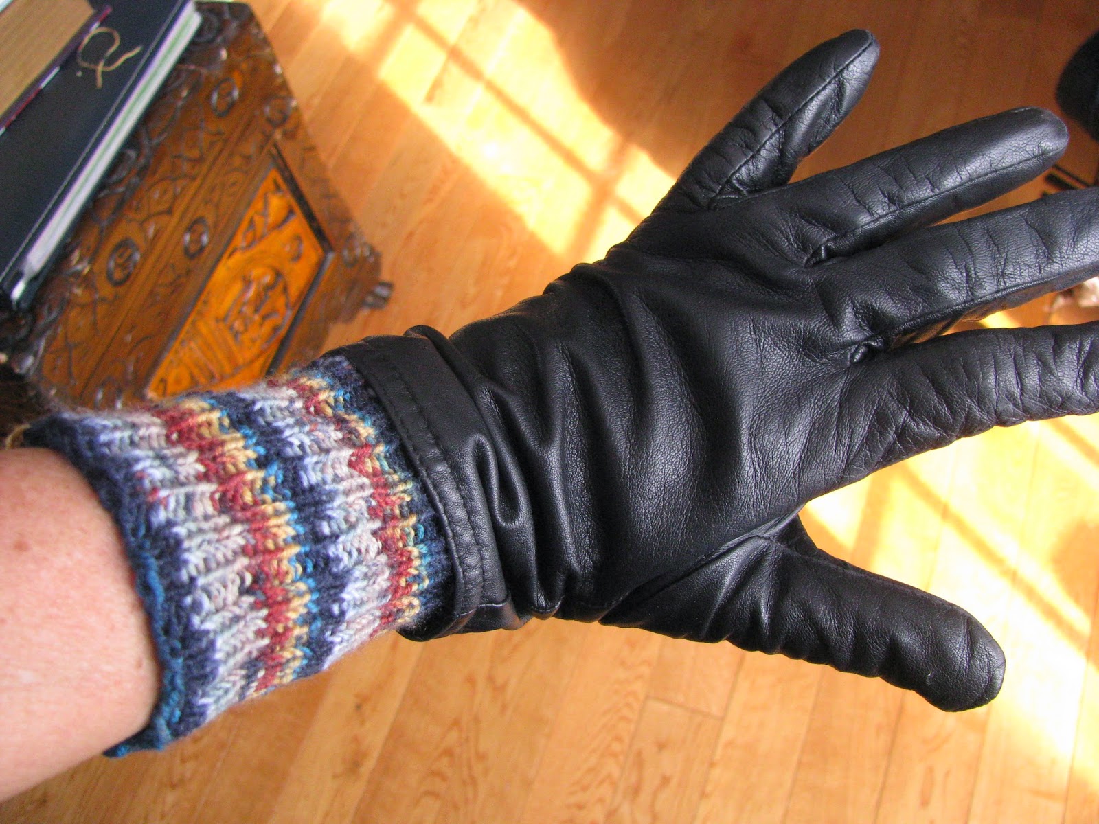 mens leather gloves with knitted cuff
