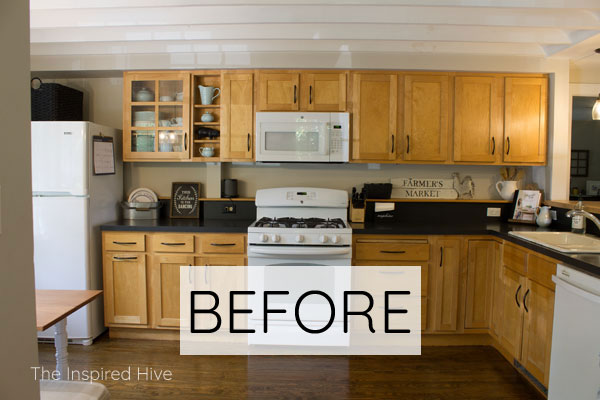 Paint Your Builder-Grade Kitchen Cabinets DIY Style! >>>My Kitchen  Makeover<<<