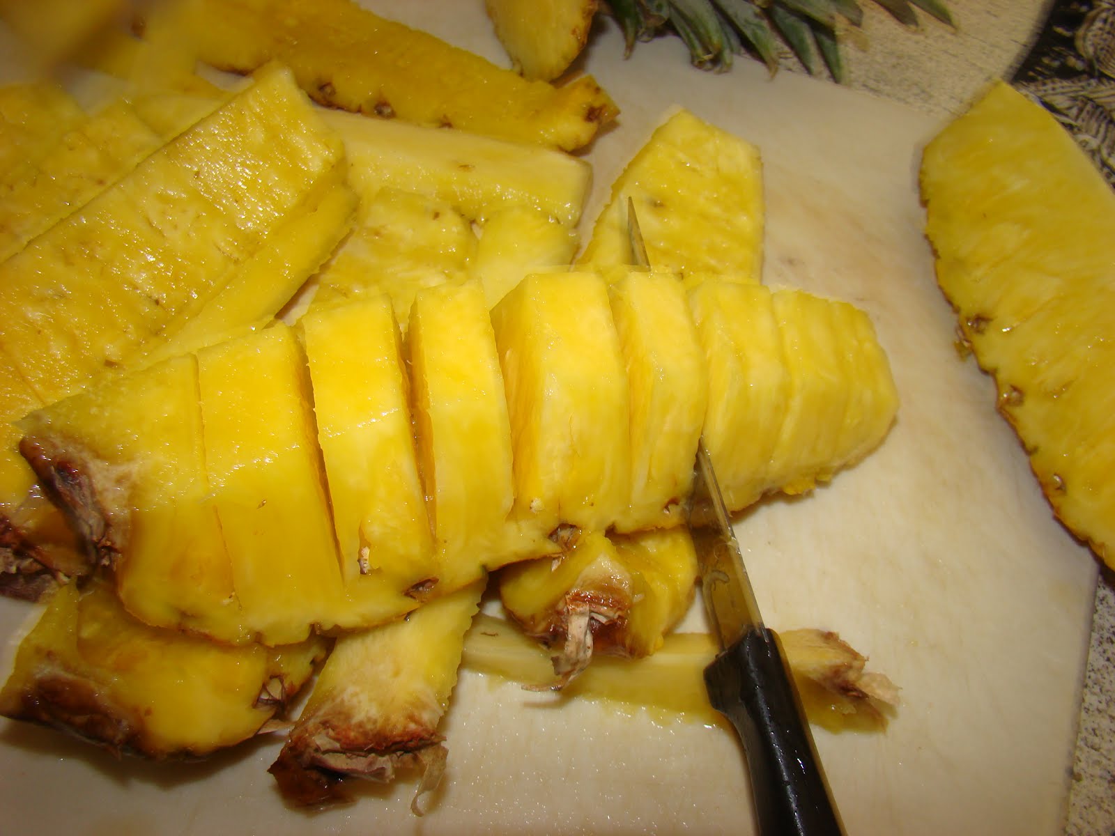 My Favorite Recipes Collection How to Cut Mangoes and Pineapple