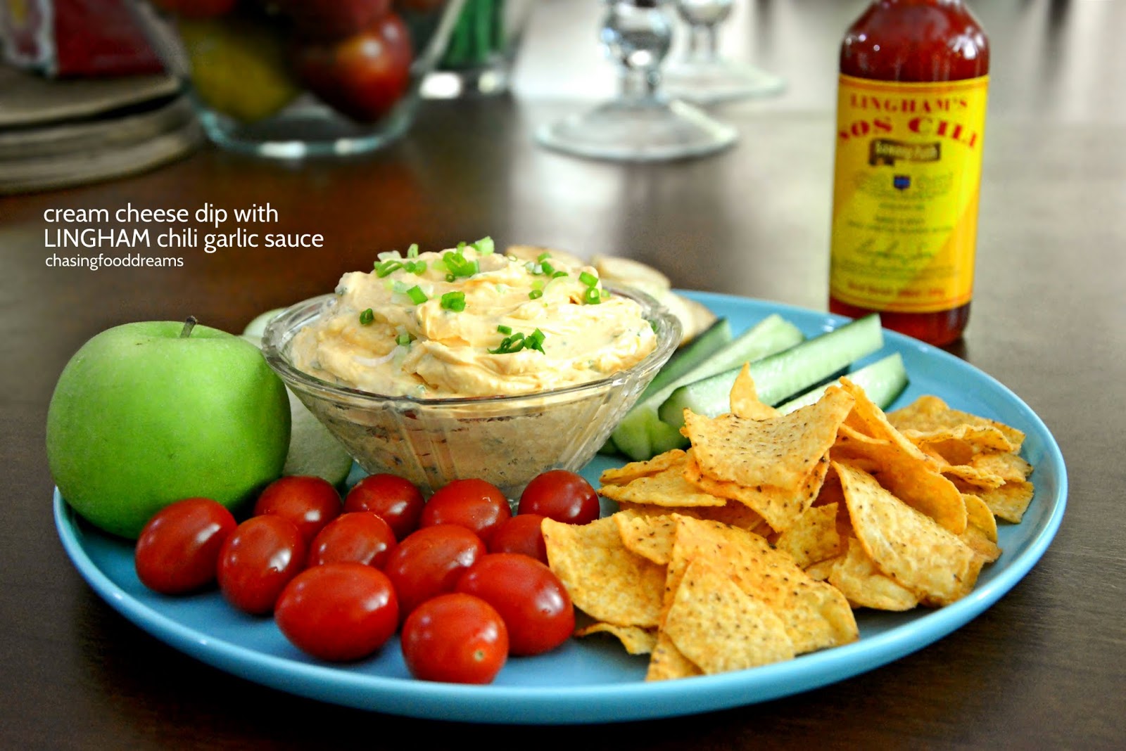 CHASING FOOD DREAMS Recipe Cream Cheese Dip with LINGHAM Chili Sauce
