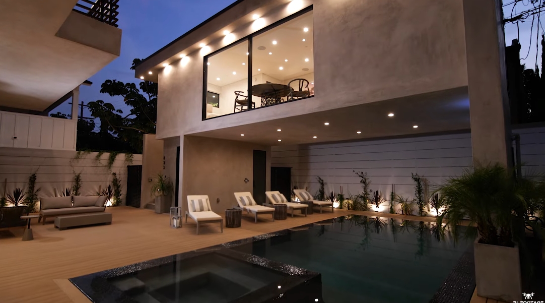 32 Interior Design Photos vs. 831 N Curson Ave, Los Angeles Luxury Home Tour