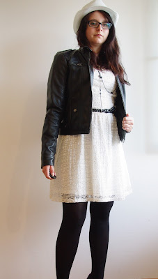 Outfit Lace Dress & Leather Jacket