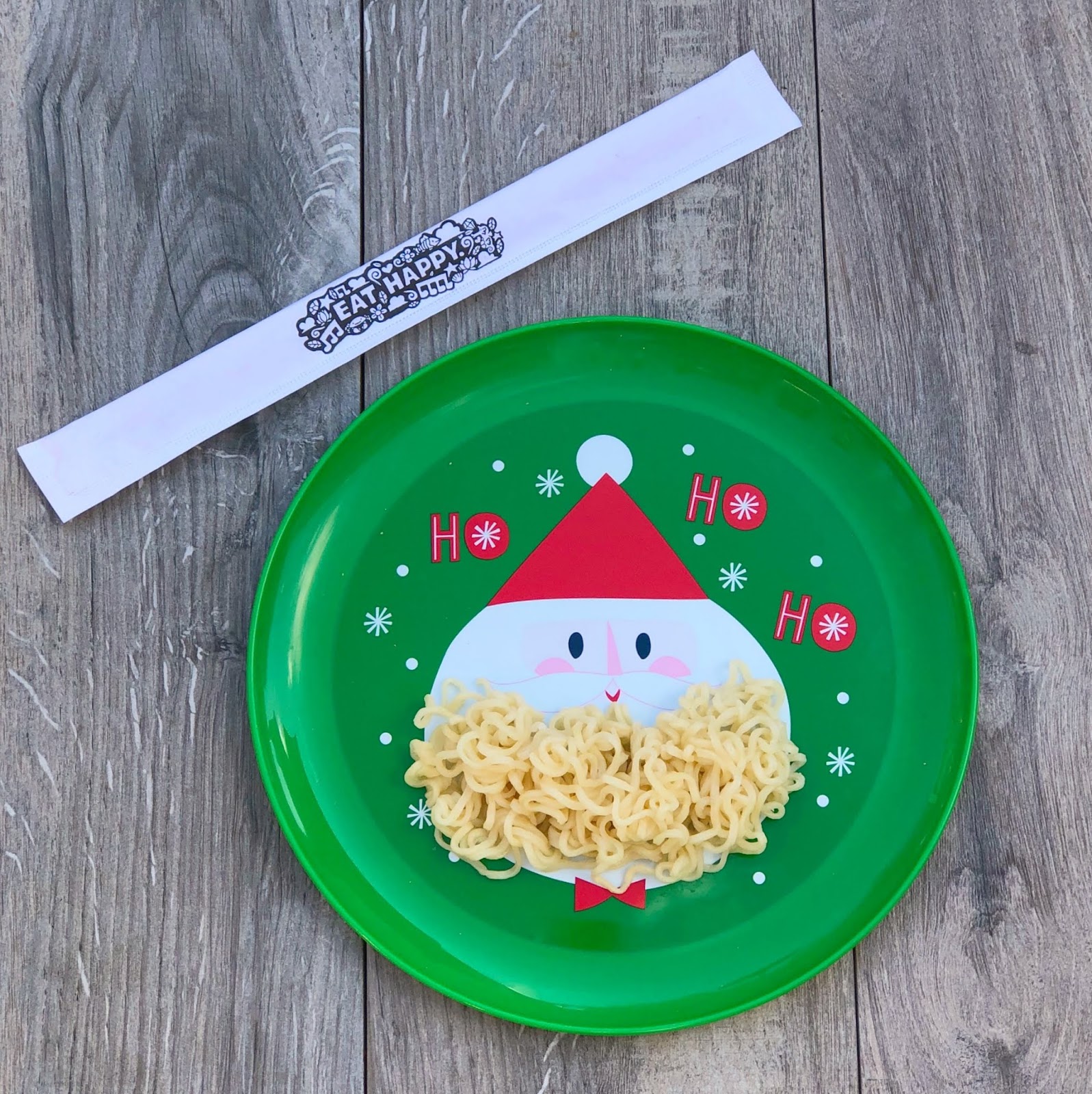 Jac o' lyn Murphy Ramen around the Christmas Tree! 5 Noodle Gifts