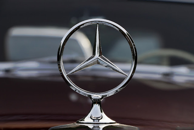 Logo de Mercedes-Benz