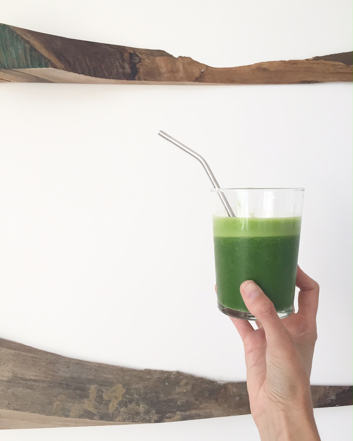 Green & Plenty parsley juice recipe and health benefits