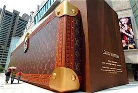 TOPIADE @ Louis Vuitton Paris – iGNITIATE – iGNITE, iNITIATE, iNNOVATE  since 2001