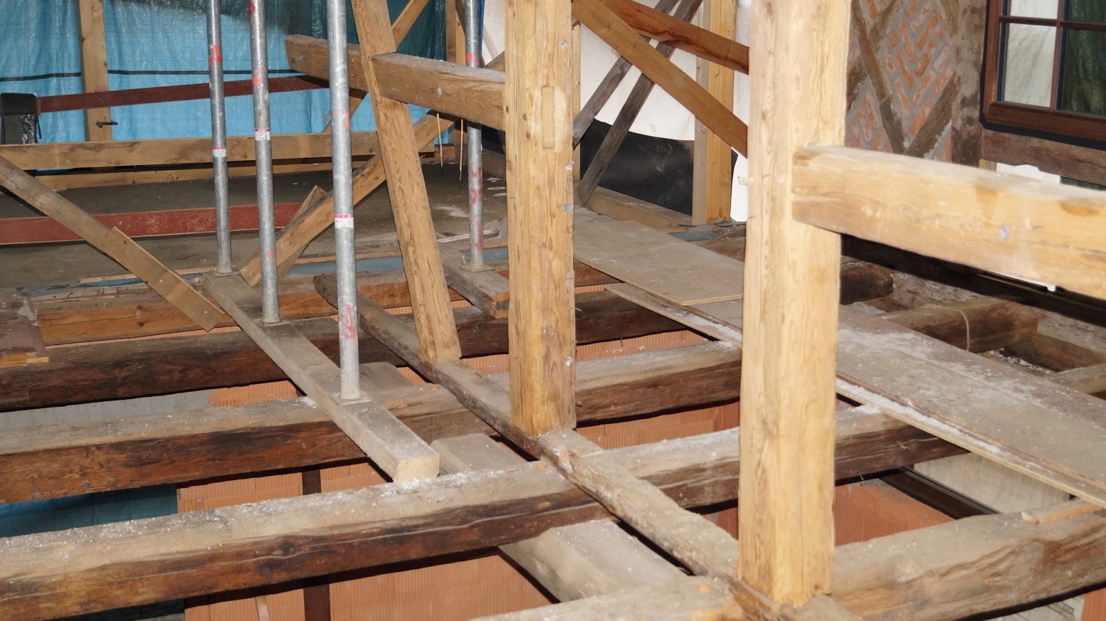 Tischlerei Holzbau Treppenbau Fachwerk Sanierung mit Altholz und 