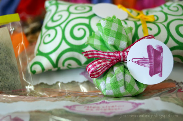 Gift wrap wallpapers high quality Christmas Bazaar - Journey into Creativity