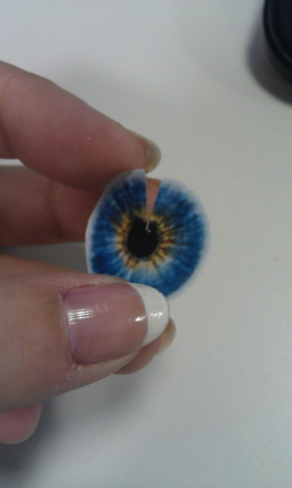 Puppetilandia DIY puppet eye I