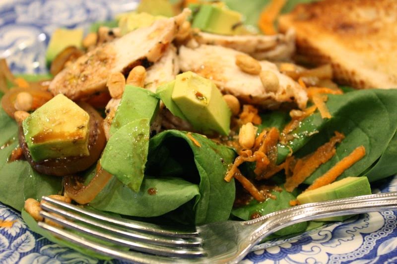 pass the peas, please spinach chicken salad with garlic balsamic