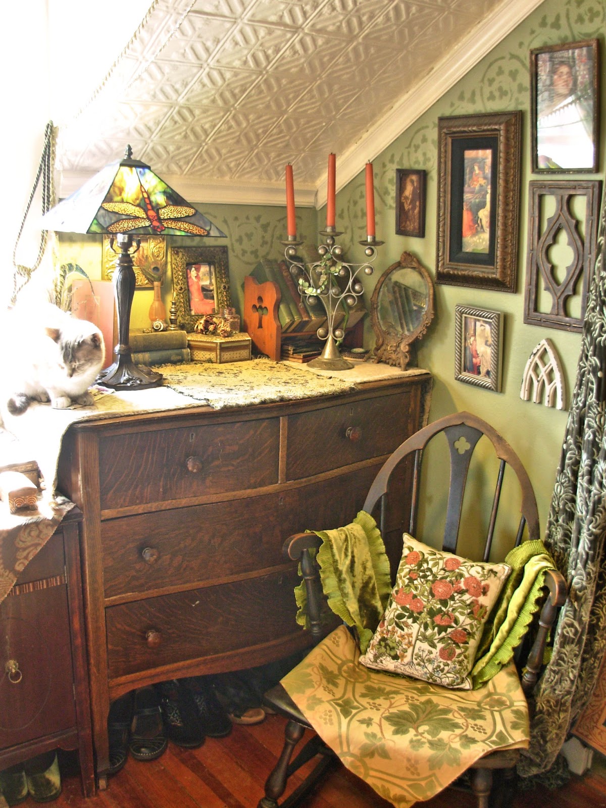 Transform Your Abode: The Enchanting World of DIY Home Decor with Textiles