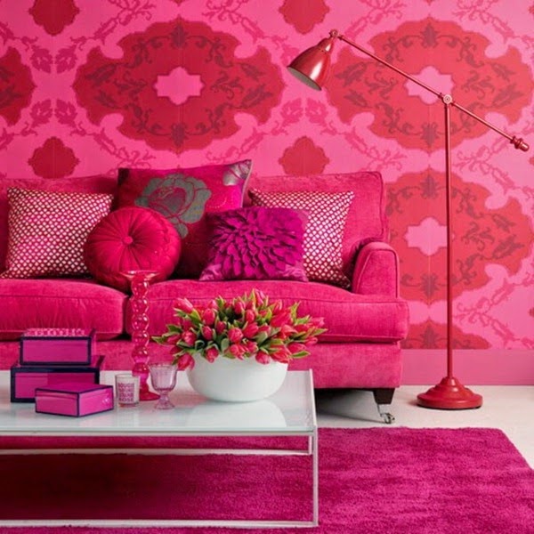 Red wallpaper for Royal rooms in your home
