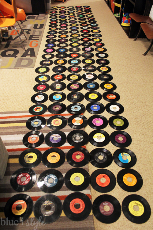 {DIY with style} How to Cover a Wall in Vinyl Records Damage Free