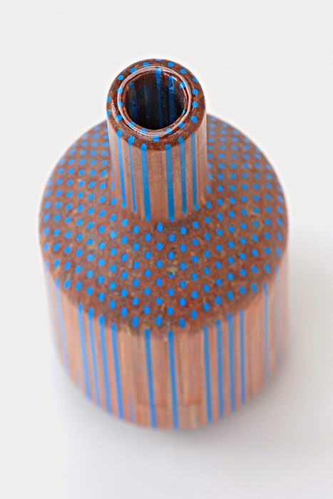 06-Tuomas-Markunpoika-Styudio-Markunpoika-Pencil-Vases-www-designstack-co