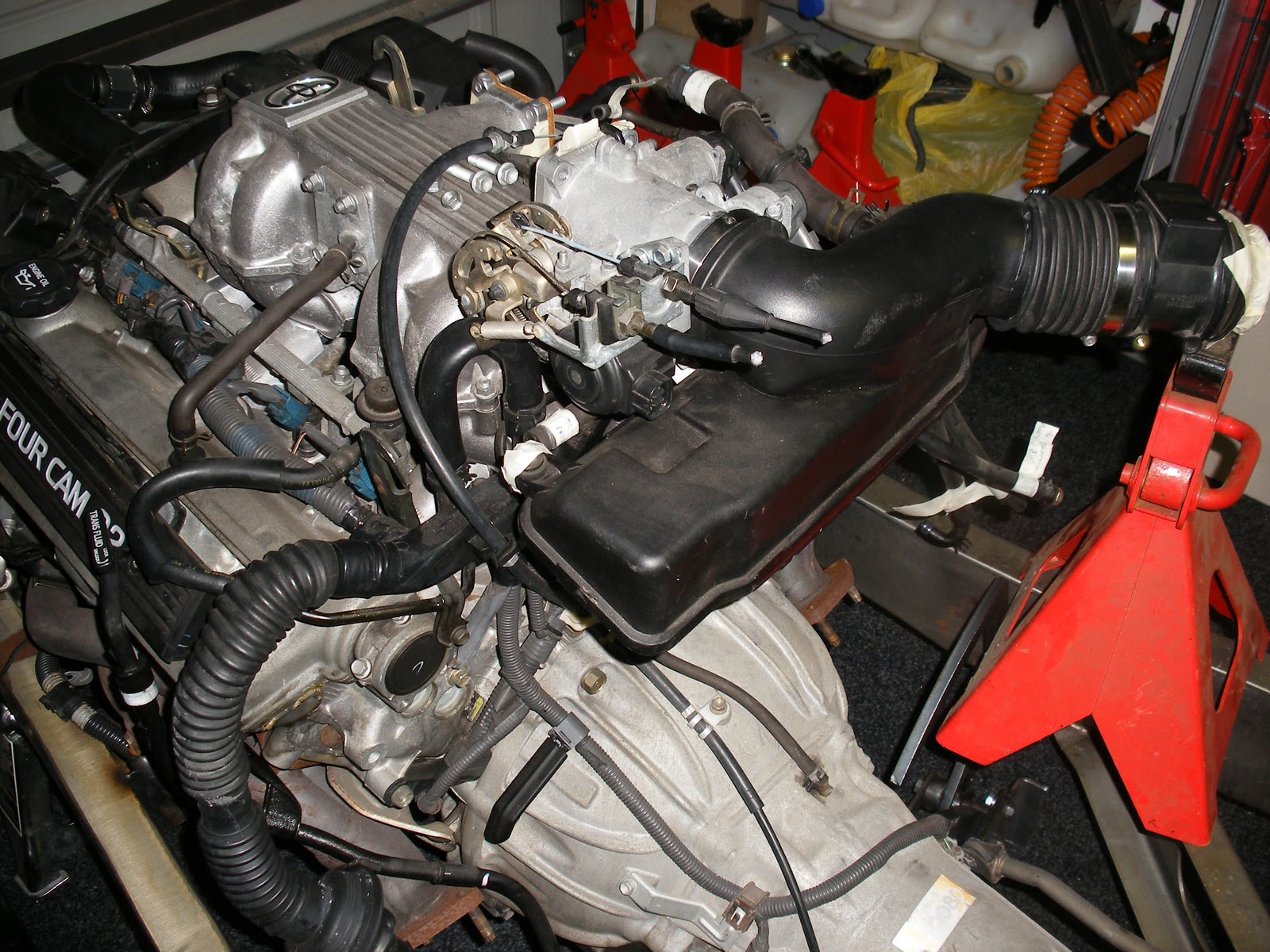 Flaming Ford: Engine - Intake manifold modifications