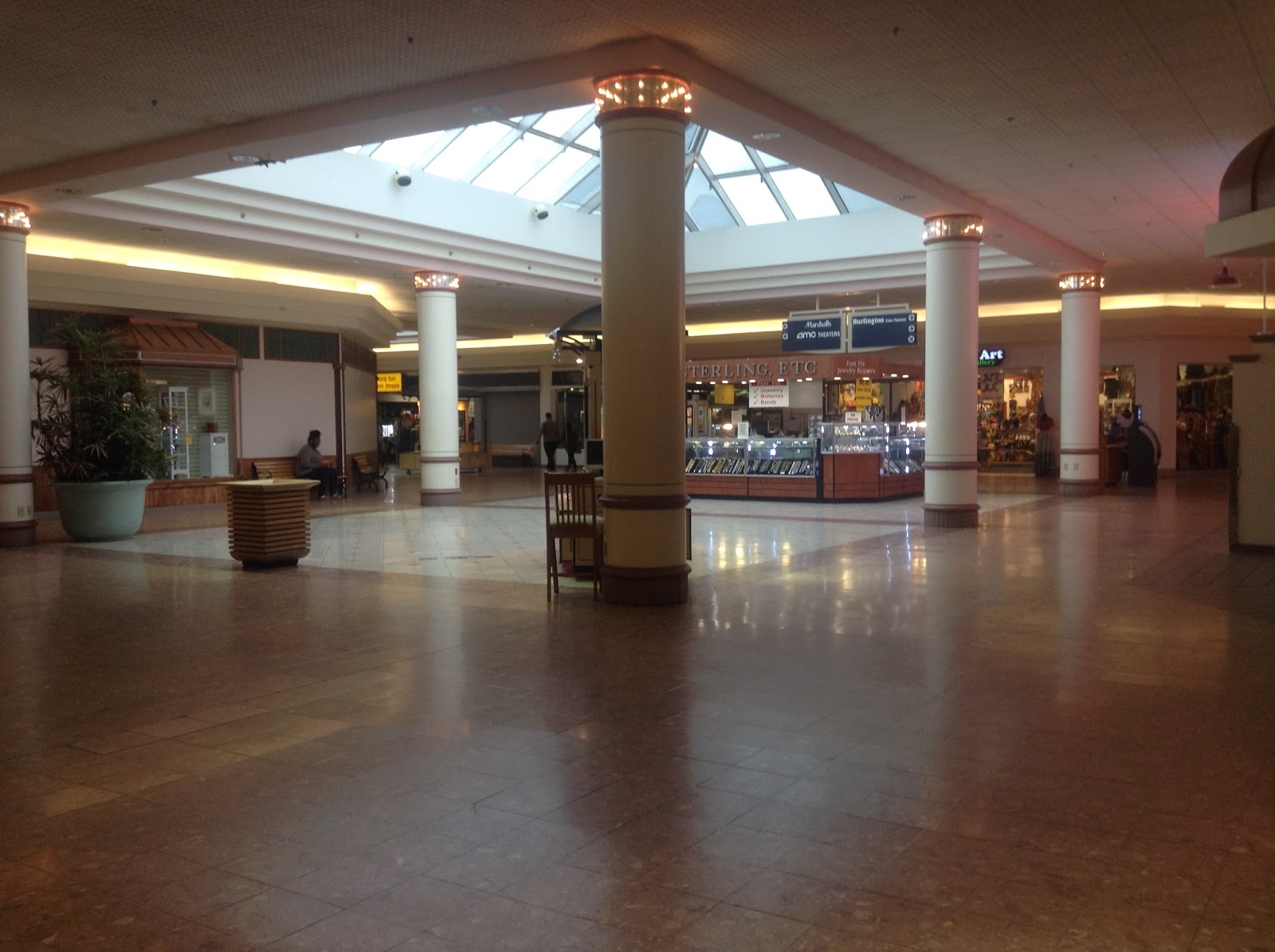 SkyMall Retail History and Abandoned Airports North DeKalb Mall