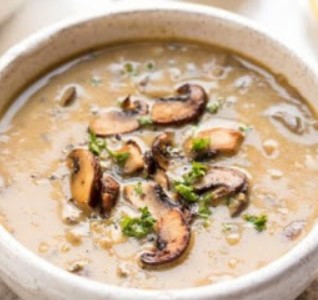 Creamy Coconut Mushroom & Quinoa Soup 