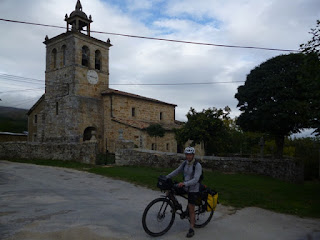 Iglesia de Santiago Apóstol. Quisicedo