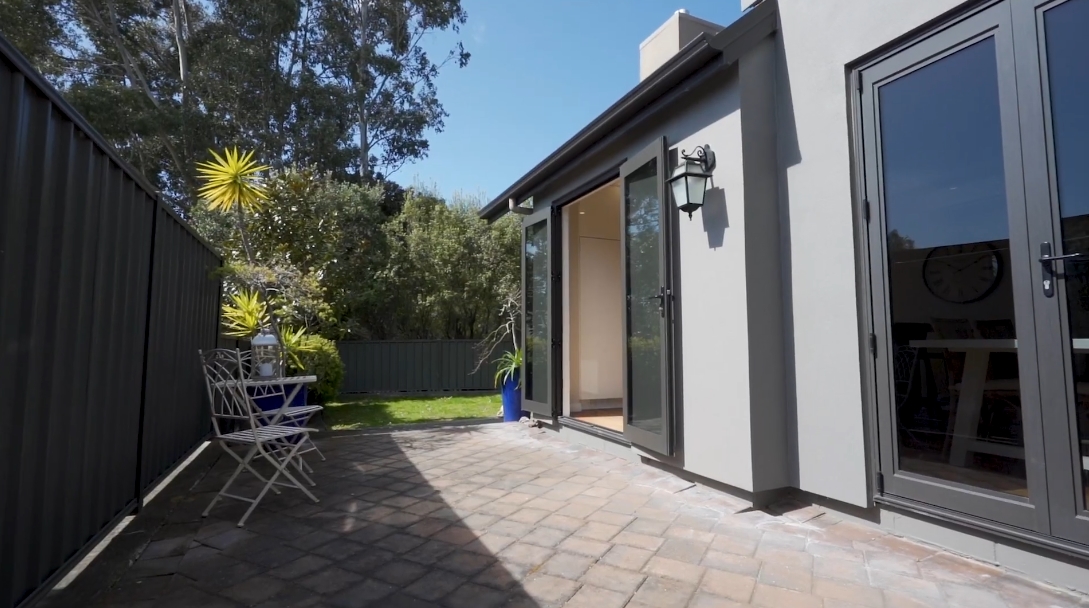 20 Interior Design Photos vs. 5B Te Mata Peak Rd, Havelock North Luxury Home Tour
