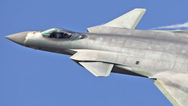 J20withconformingfueltanks.jpeg