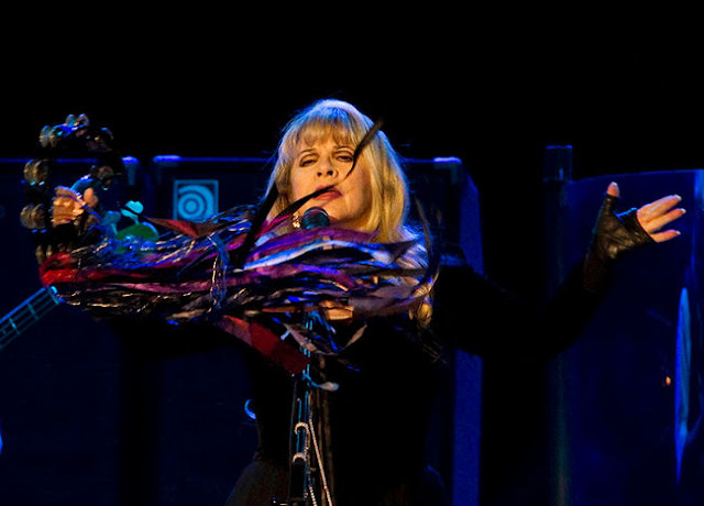 You tube fleetwood mac man of the world picture