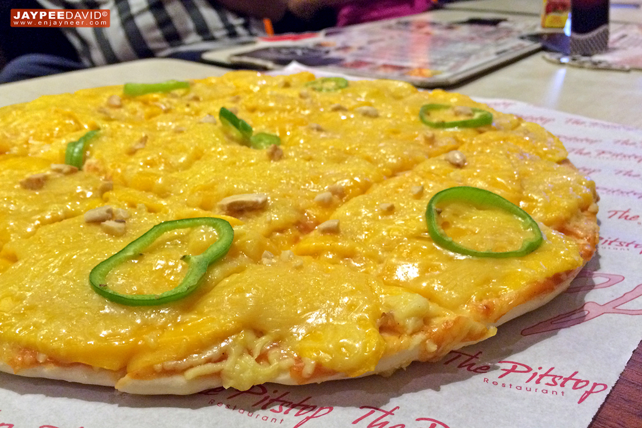 YOLOILO 4D3N Gigantes Island and Guimaras + Iloilo City