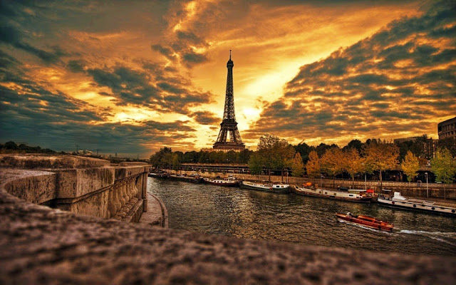 Gambar Pemandangan Cantik menara eiffel