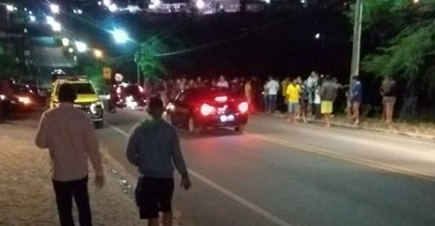 Em Santana do Ipanema/AL, acidente com ônibus de banda deixa 11 pessoas feridas