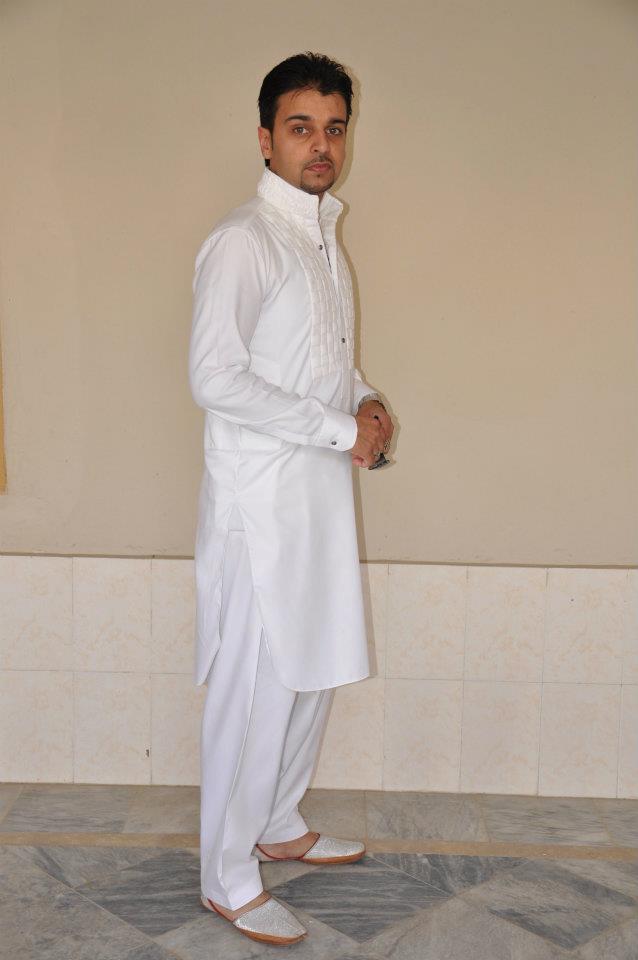 Naveed: New latest design for Man shalwar kamiz by Eid