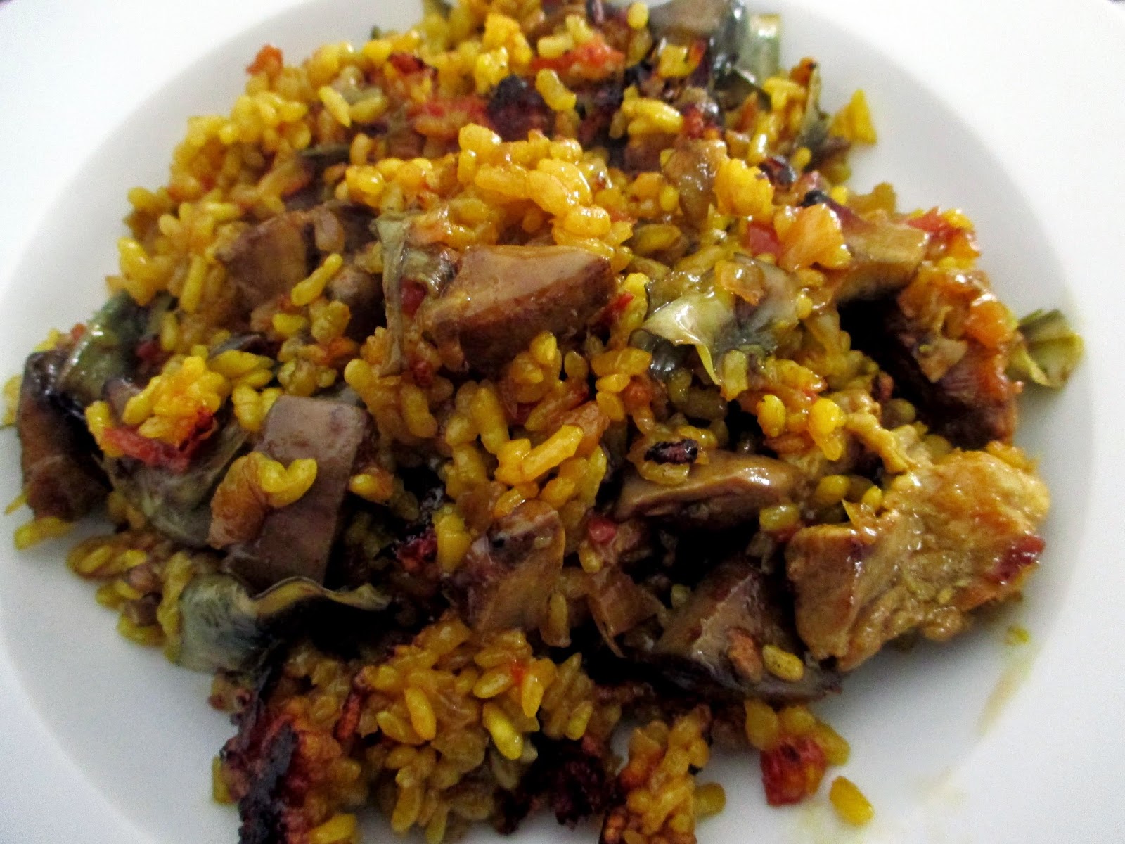 lulu on the bridge Hoy comemos... PAELLA DE SETAS, ALCACHOFAS Y MAGRO