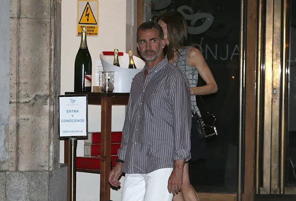 King Felipe and Queen Letizia of Spain ate a dinner at the "La Lonja" restaurant in Madrid