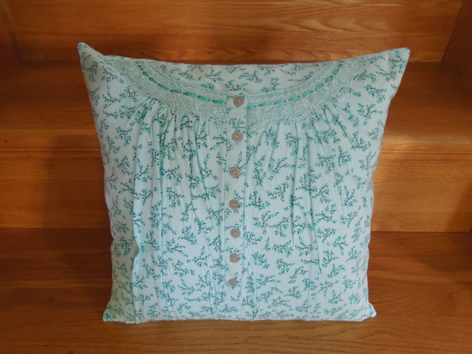 Memory Pillows for Deanne and the Amelia Tote