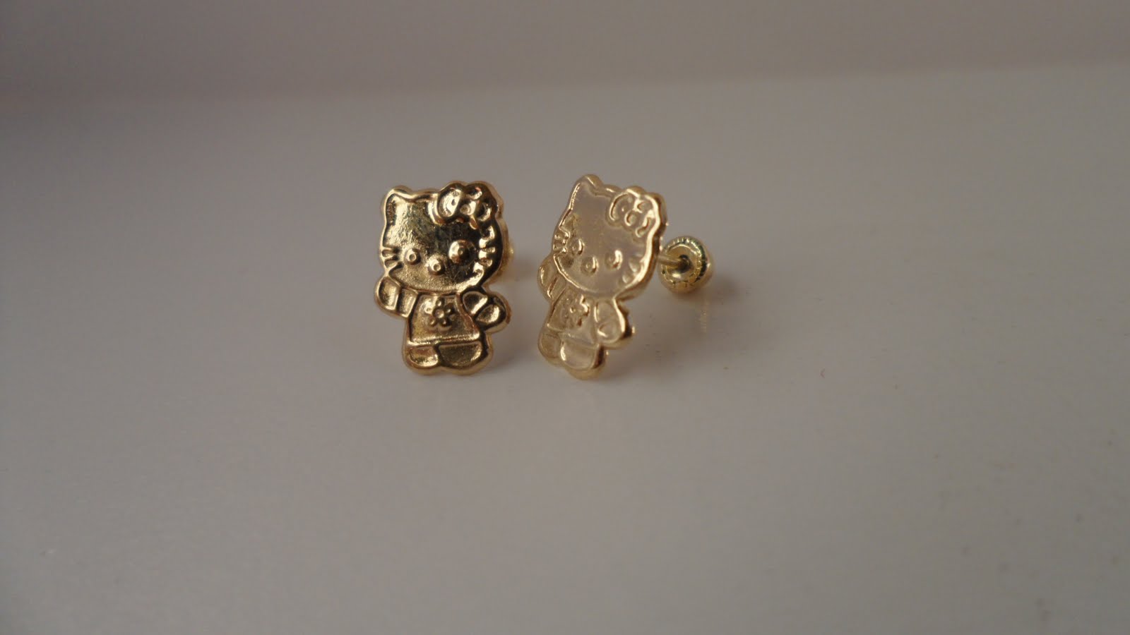 hello kitty 14k gold