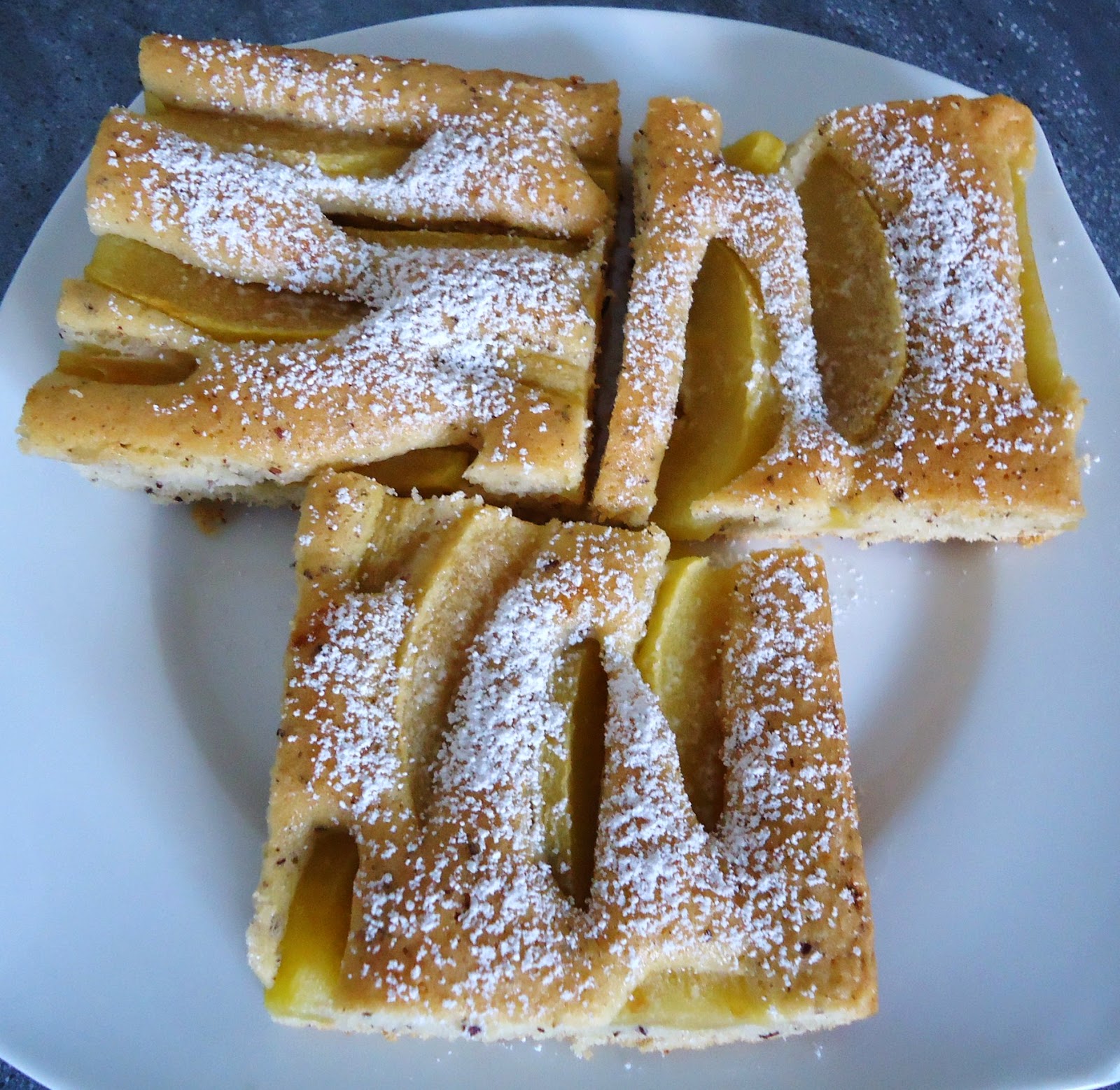 Calibe�nin Mutfağı Tepside az yağlı Muhtesem Elmali Kek / Apple Cake