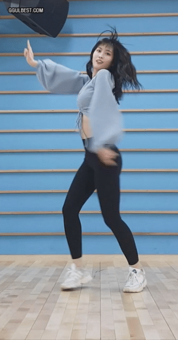 모모 FANCY 안무