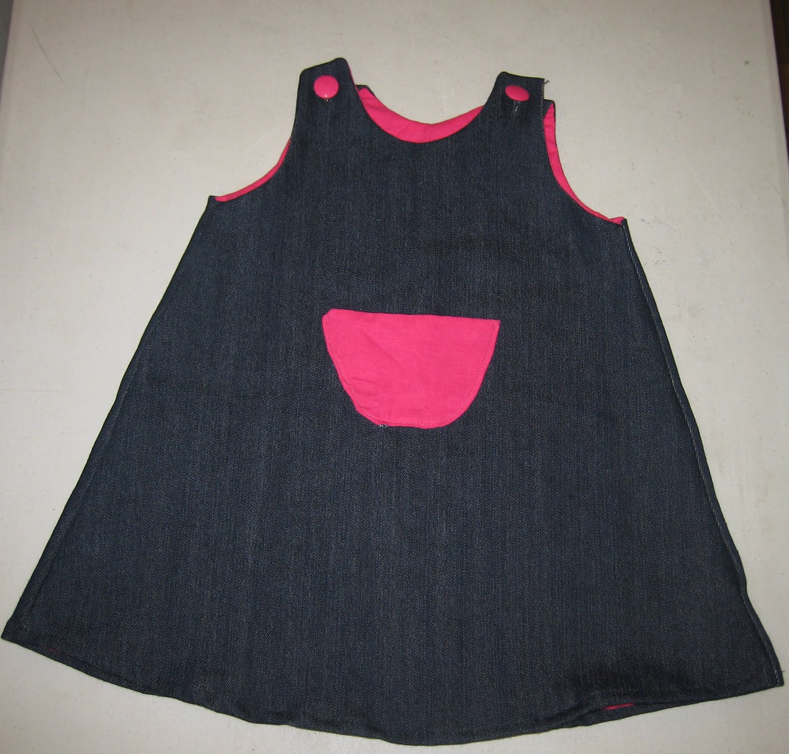 Les canettes de Sylvie: Un robe trap?�ze en jeans