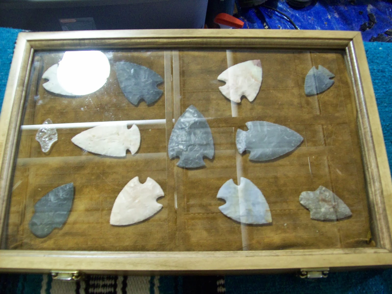 Primitive Enterprises Michigan Flintknappers meet at the Kalamazoo Traditional Archery Expo 2014