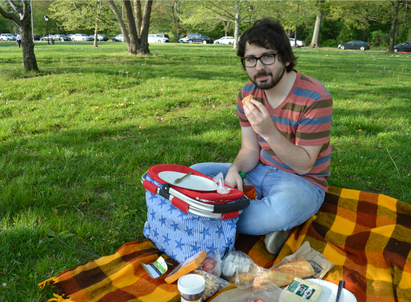 Picnicking by the Schuylkill River | Organized Mess