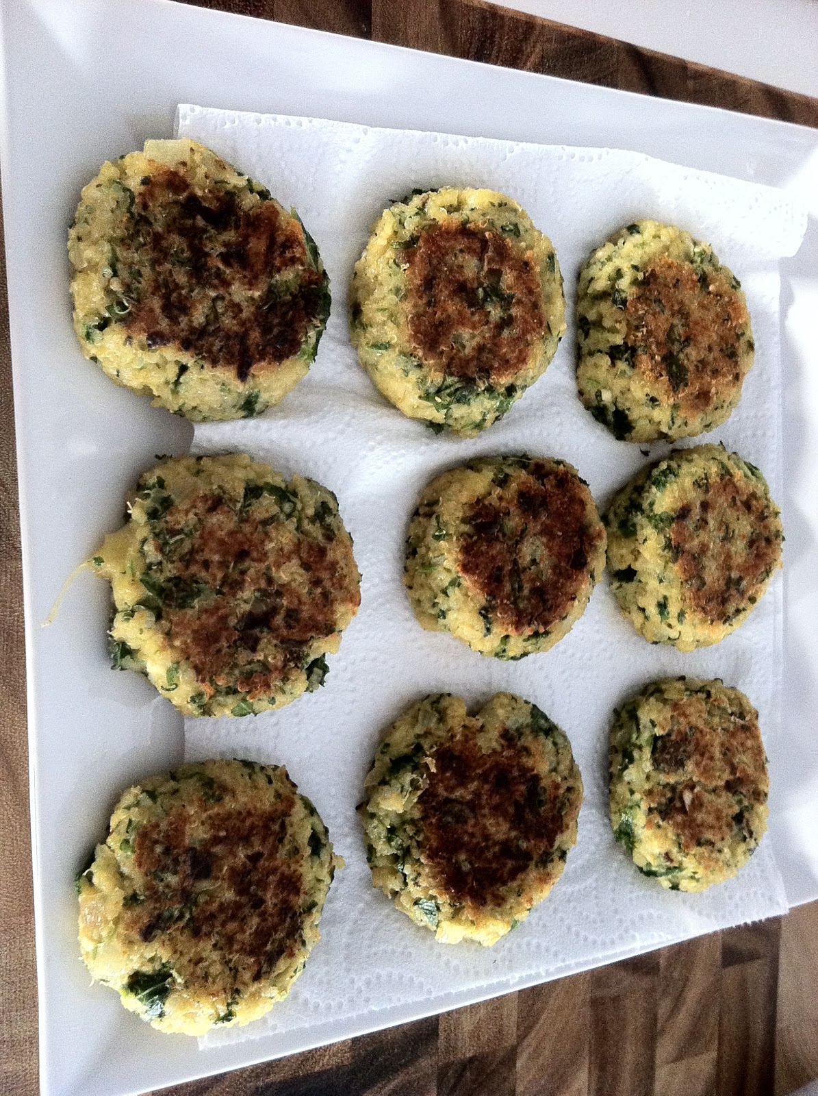 Keep It Clean Healthy Eating Quinoa & Kale Patties