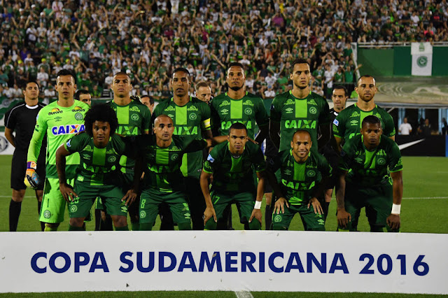 Chapecoense Campeã da Sul-Americana - Gazeta Esportiva (05/12/16)