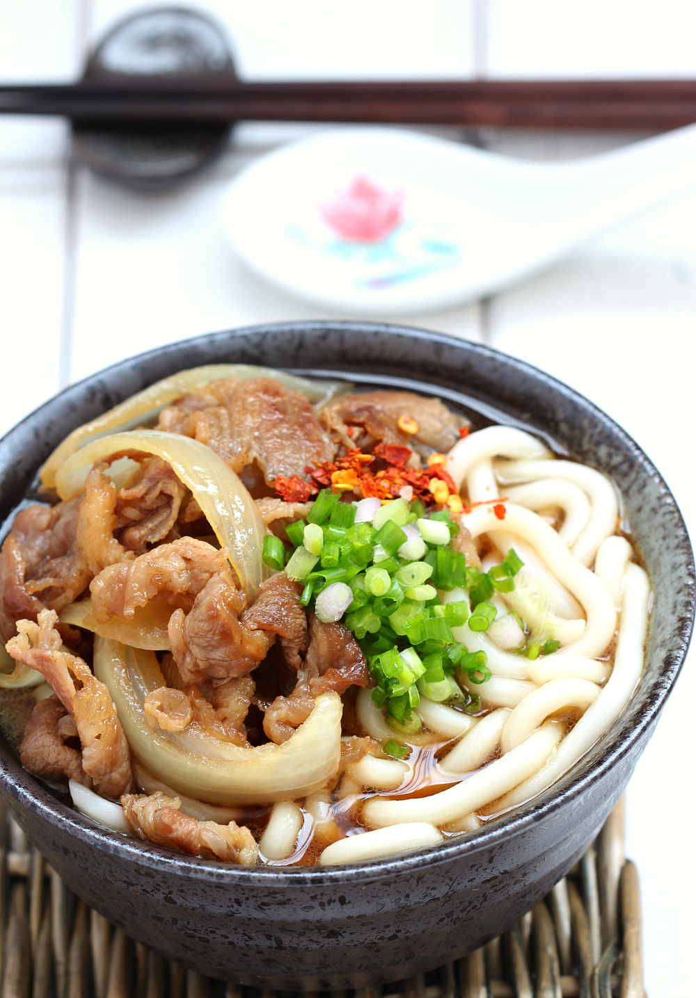 my bare cupboard: Gyudon / Japanese beef rice bowl