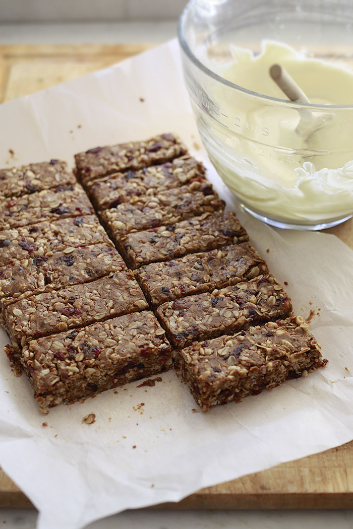 Homemade Peanut Butter Granola Bars | Yummy Mummy Kitchen | A Vibrant ...