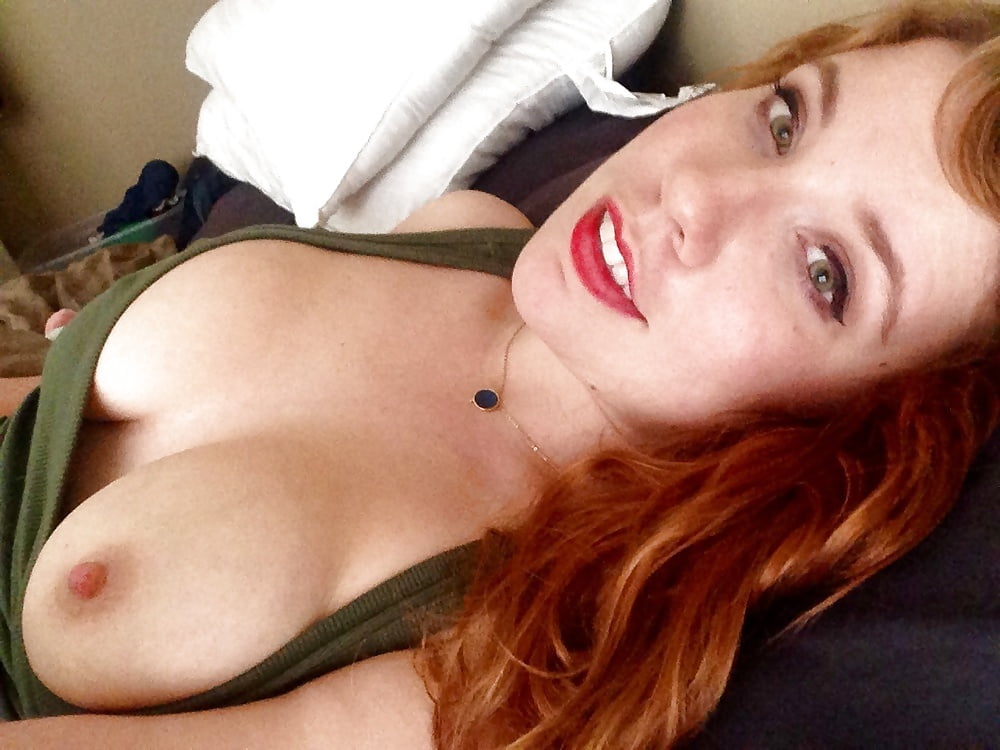 nice beautiful big boobs redhead like to take nude selfie - 