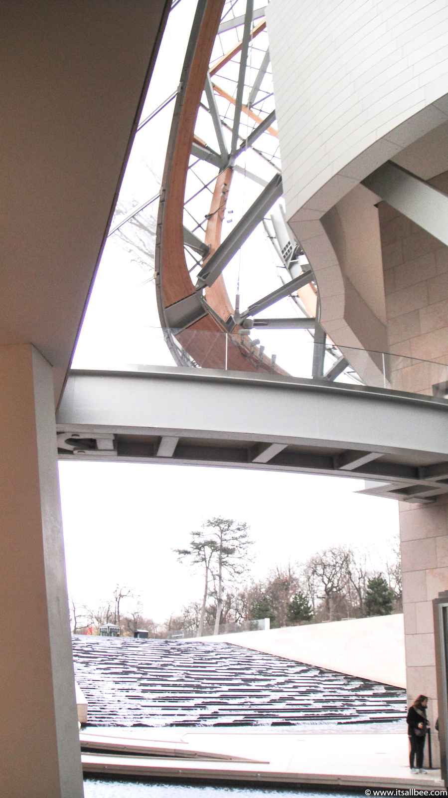 Foundation Louis Vuitton In Paris - Tips on Fondation Louis Vuitton Museum Tickets, opening Hours and Metro directions from Paris. Foundation Louis Vuitton In Paris - Tips on Fondation Louis Vuitton Museum Tickets, opening Hours and Metro directions from Paris.