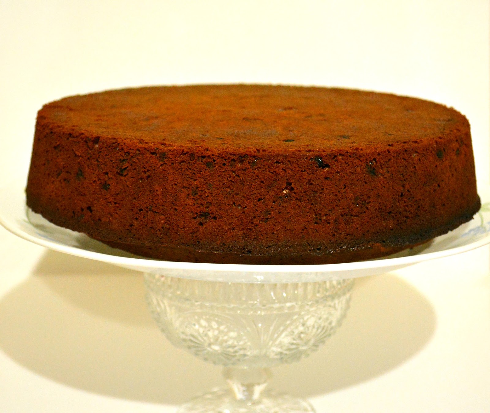 Kerala Plum Cake Recipe / Christmas Fruit Cake Recipe / Rum Flavored Plum Cake Recipe Sowmia's