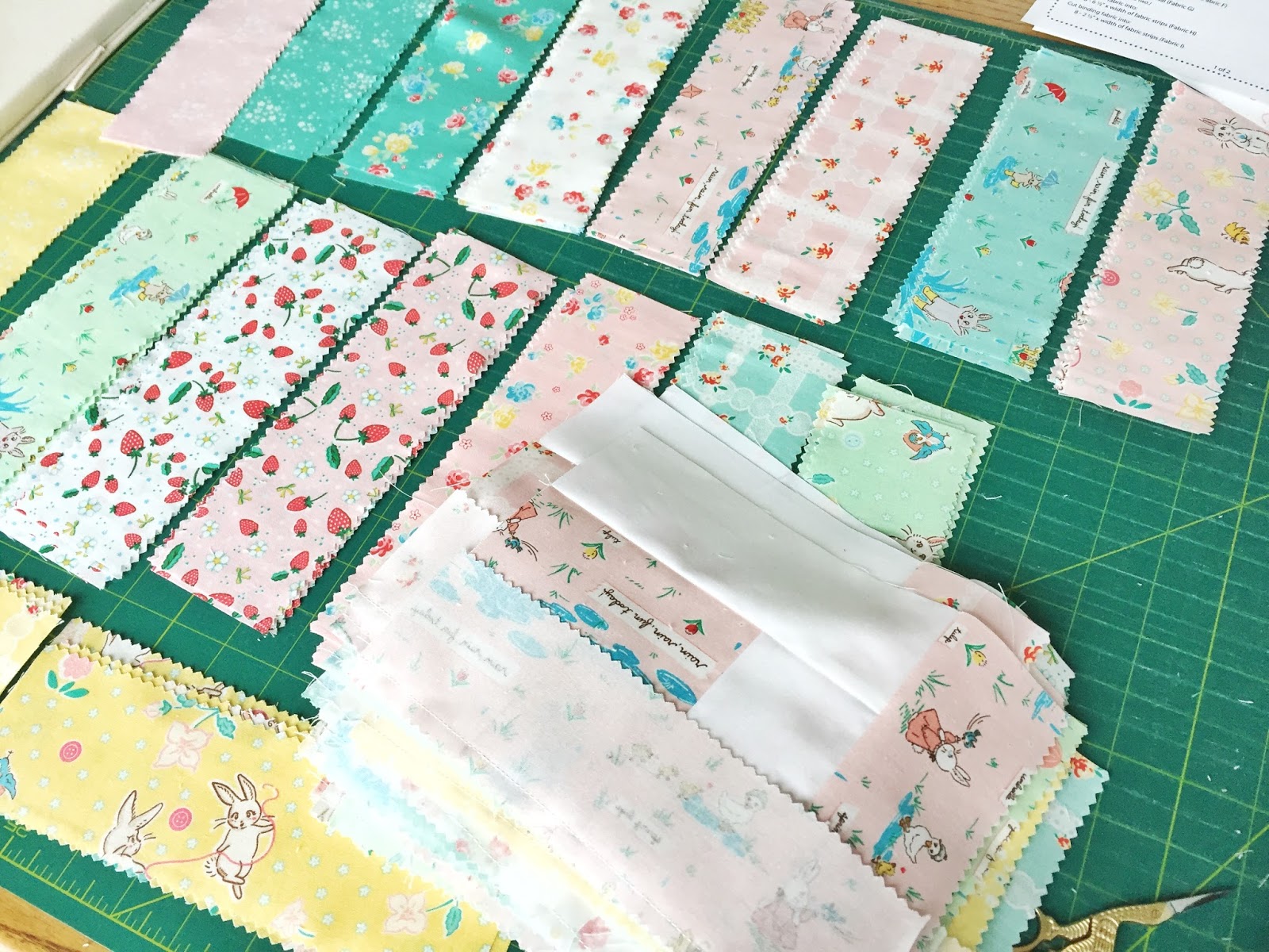Fat Quarter Shop Quilt Along Jelly Roll Ripples Quilt