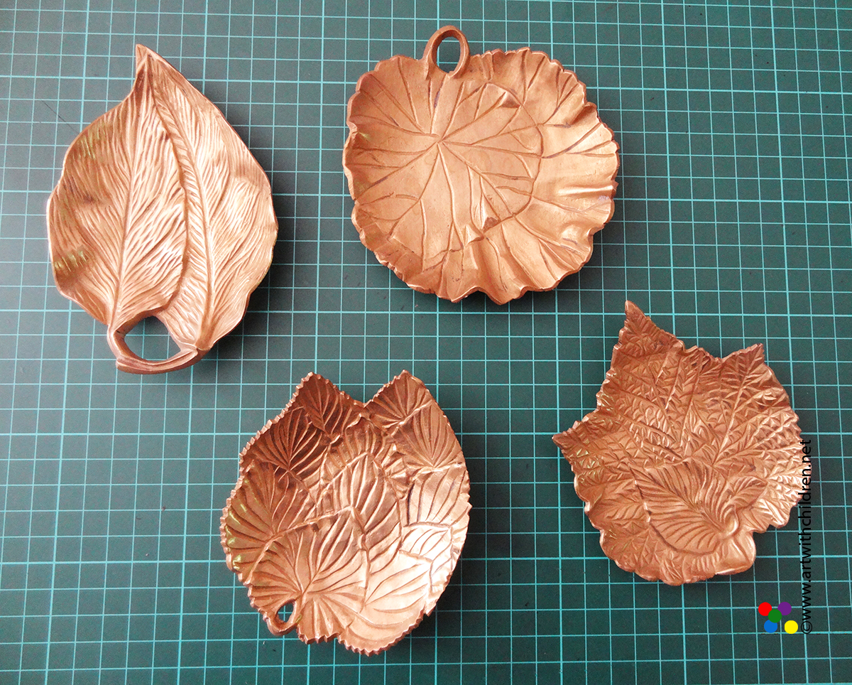AUTUMN LEAVES ACTIVITY USING AIR DRY CLAY