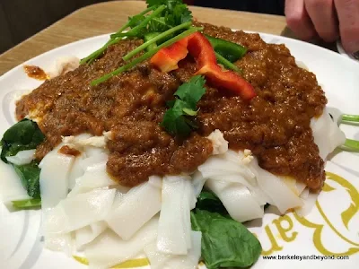 #20 Pra-Ram Long Srong at Bangkok Noodles & Thai B.B.Q. in San Francisco