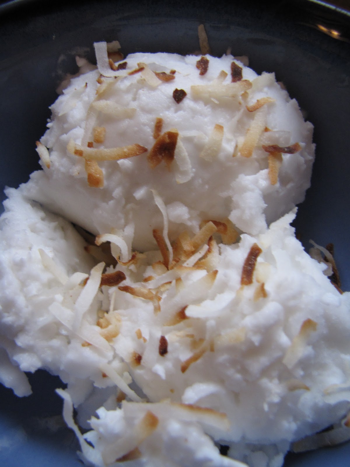 a little of this... Coconut Ice Cream {Asian Style}